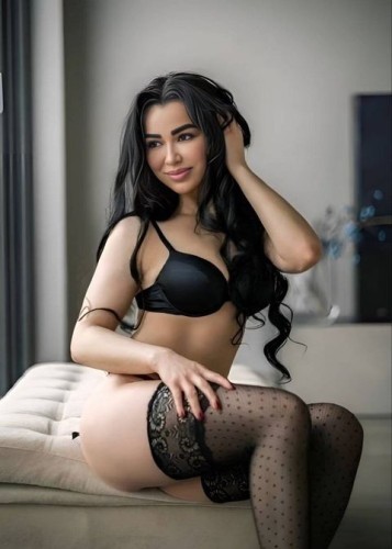 Ева, Г. Рефтинский